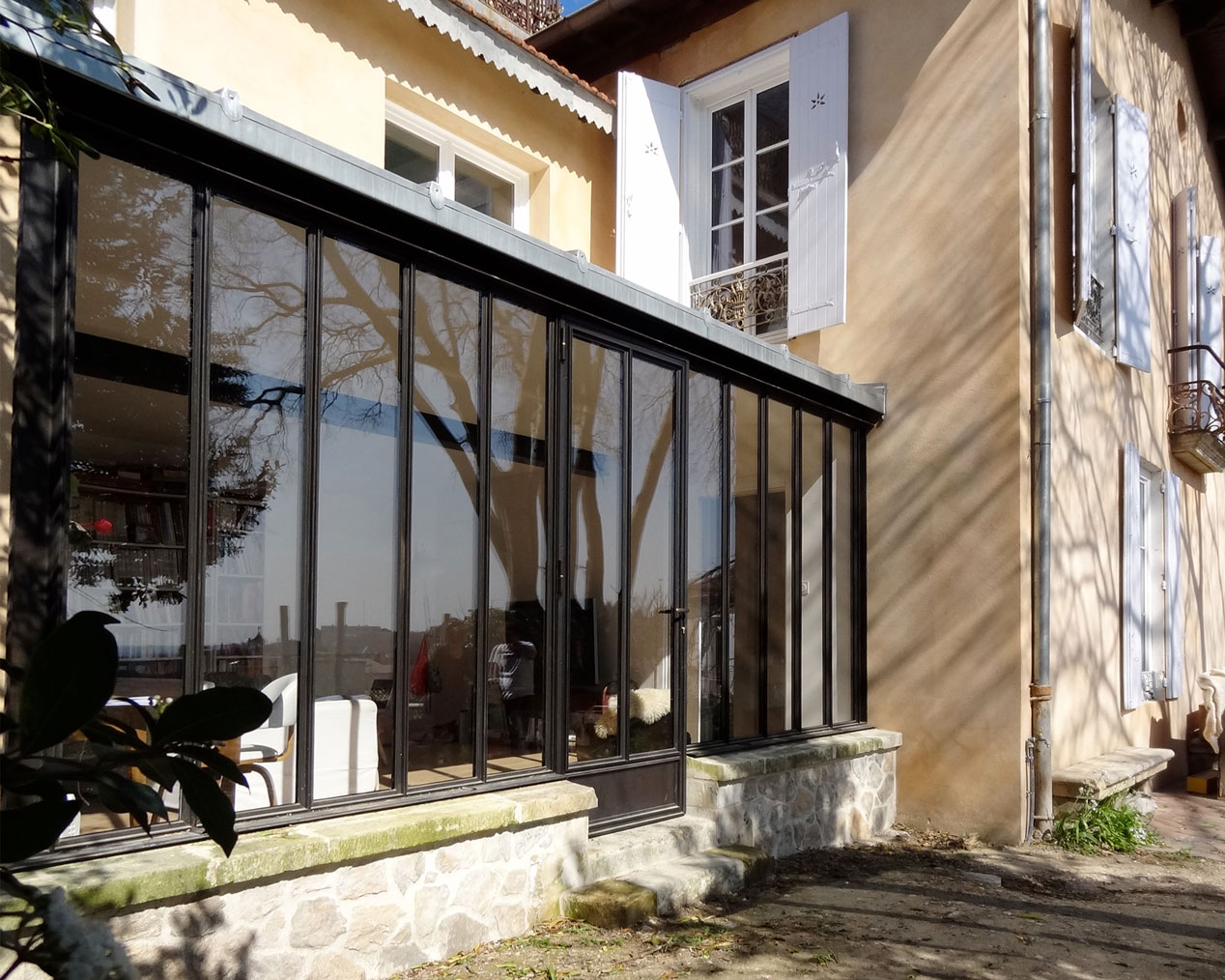 Case-architectes-renovation-verriere-acier